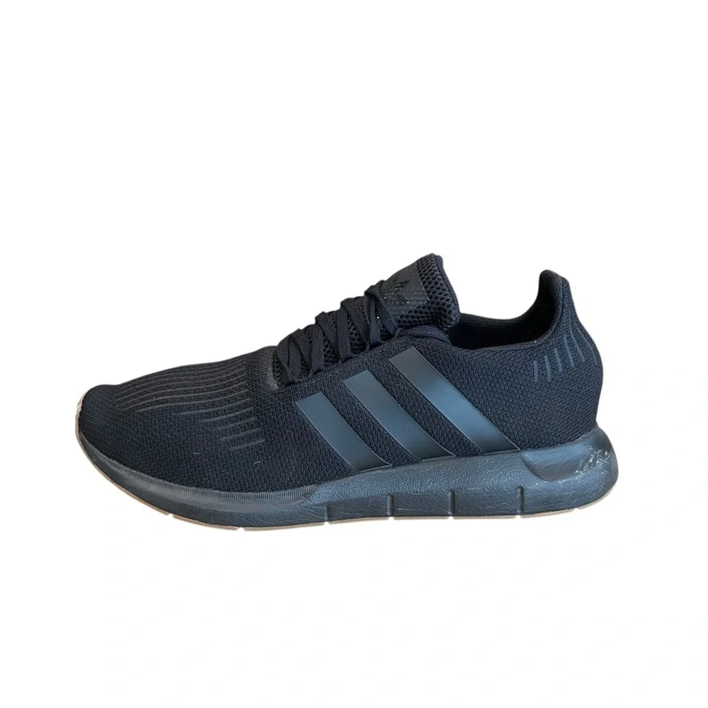 Adidas Men’s Swift Run 22 GW4685 Black Running Sneakers Size 13